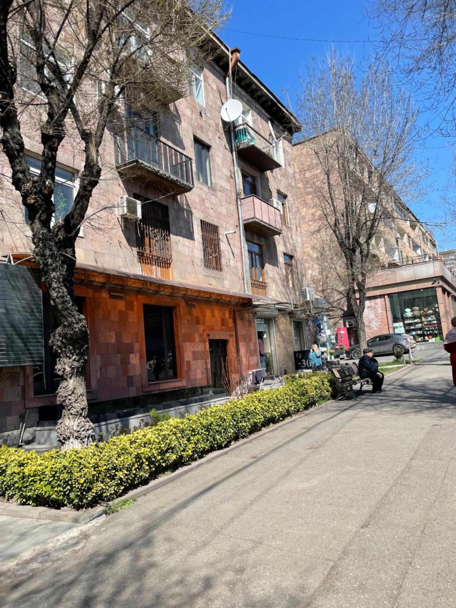 Komitas Apartement Erevan Exterior foto